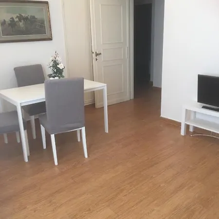 Apartment Cherubini 1
